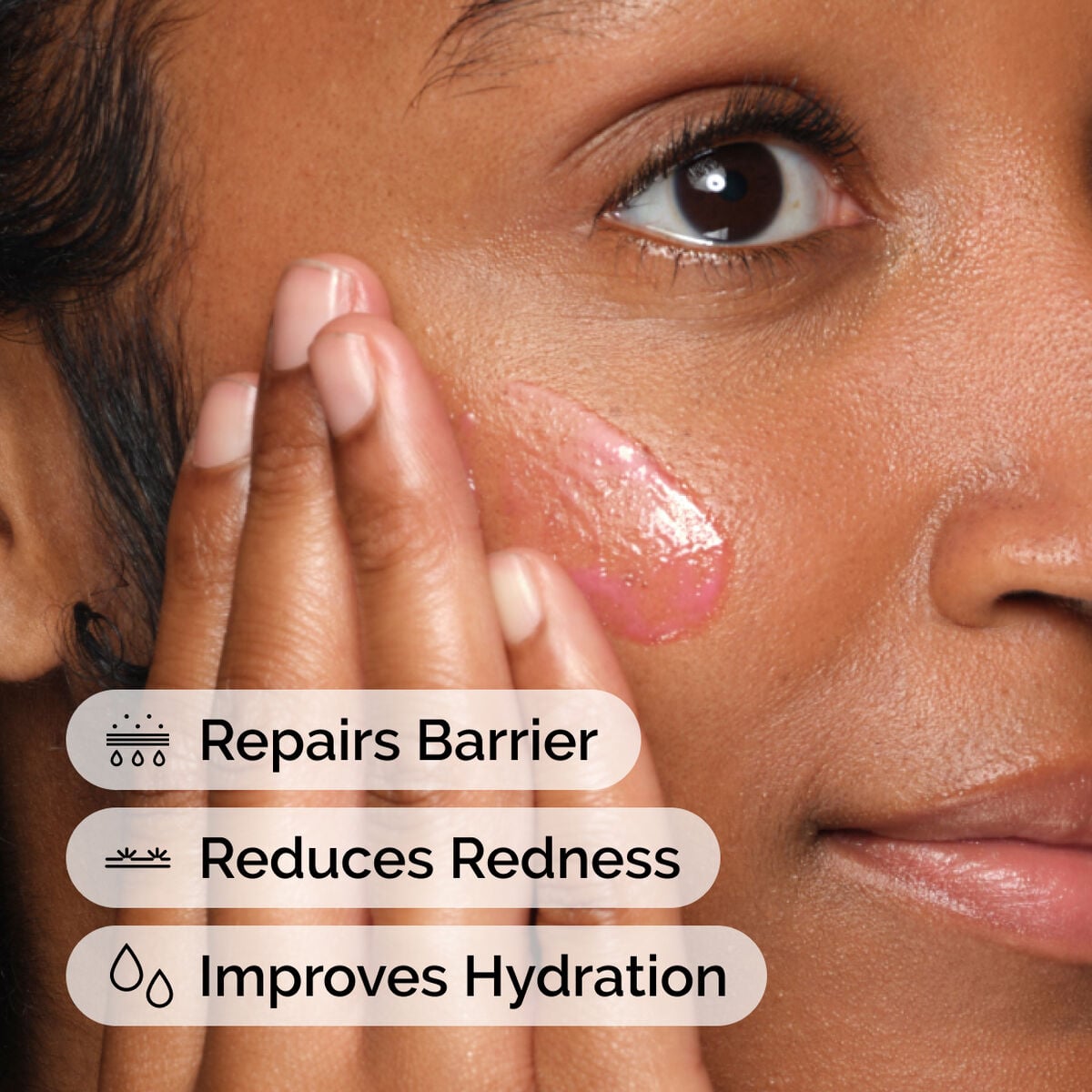 soothing-and-barrier-support-serum-set-e0 ord-soothing-barrier-support-serum-model-application-with-benefits.jpg